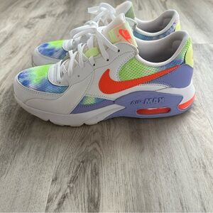 Nike Women’s 9.5 Air Max Tie-Dye Sneakers